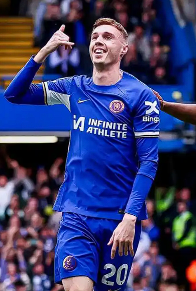 罗马诺披露：切尔西淡定应对帕尔默与曼联传闻