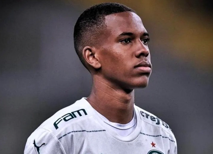 埃斯特旺与恩德里克：昔日队友闪耀五大联赛，今朝各展锋芒