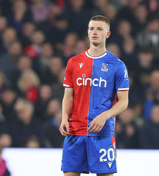 多队竞逐亚当·沃顿:转会市场风云下的权衡与博弈